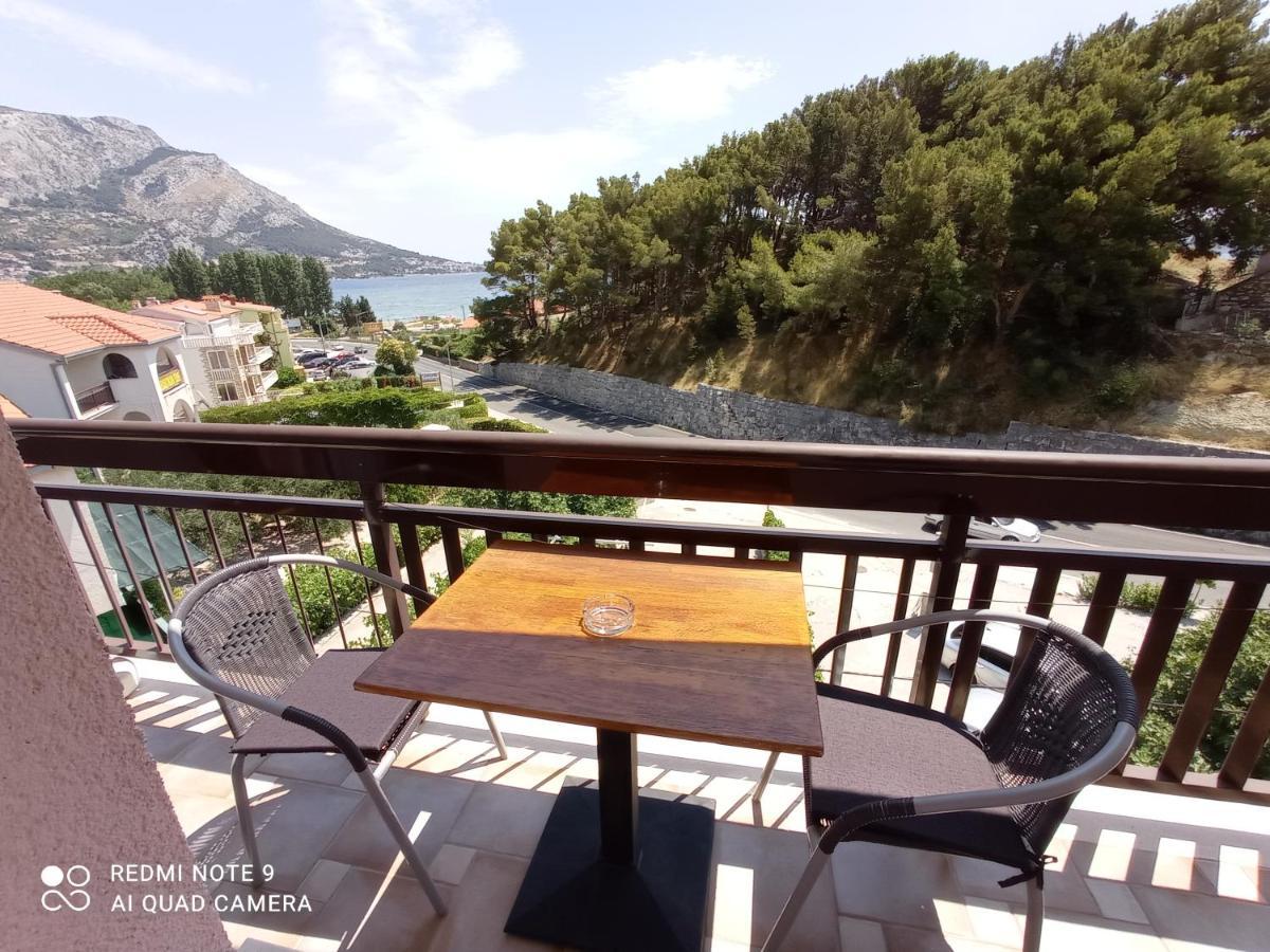 Apartments Mihovil Omiš Екстериор снимка